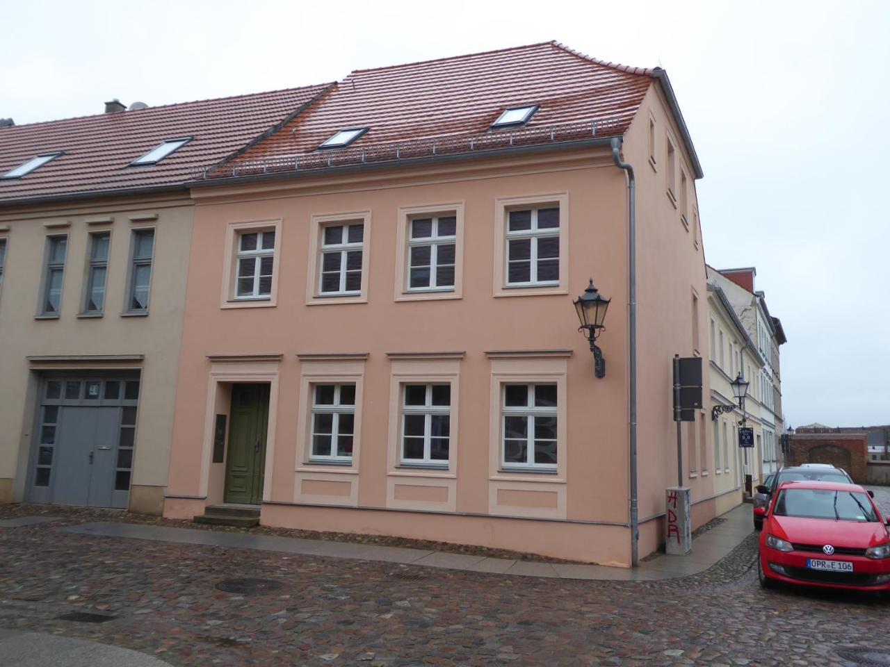 Altstadt-Ferienwohnungen Neuruppin Exterior foto